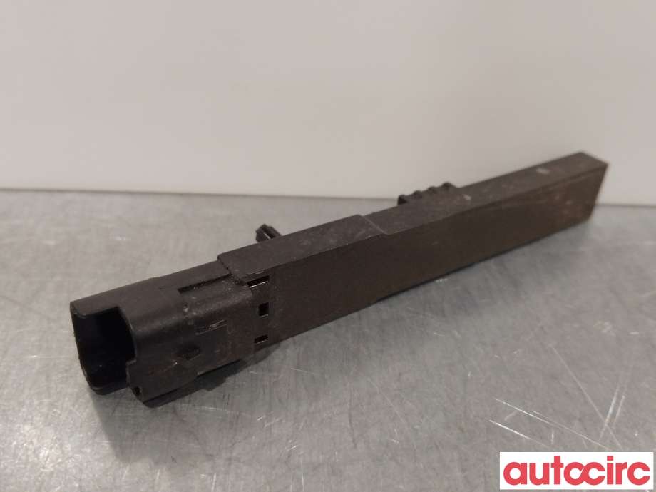 Diverse deler til Peugeot 308 2013-2021 (Type II)  (PEUGEOT|6160F4||9672409080)