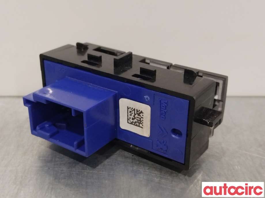 Bryter Antispinn til Peugeot 308 2013-2021 (Type II) (PEUGEOT|98033305ZD)