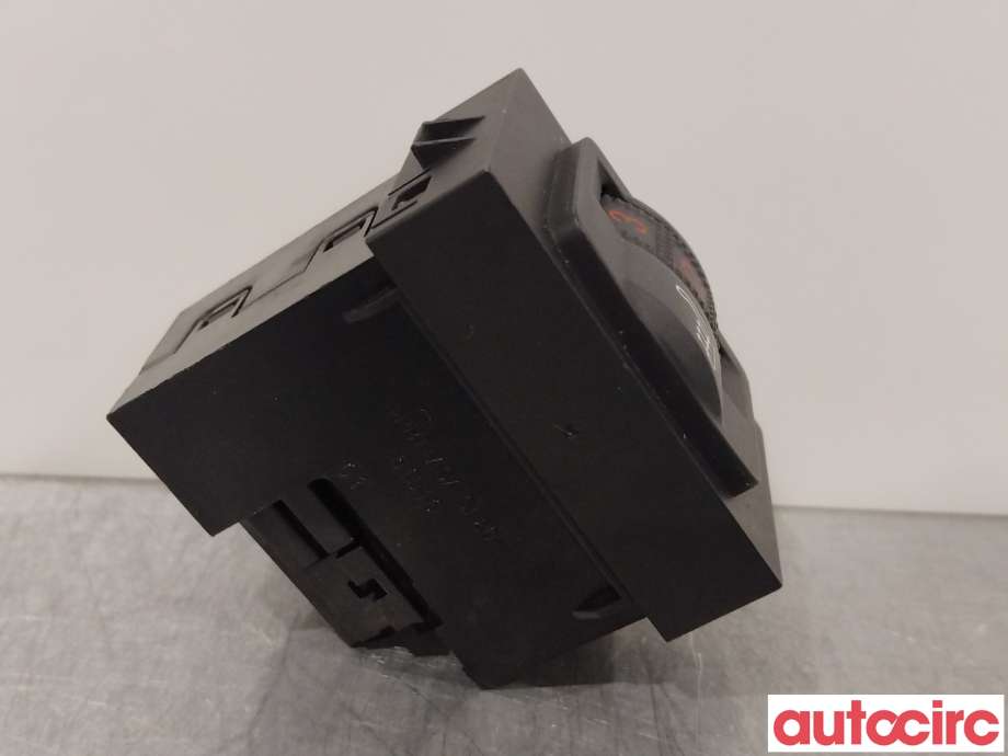 Bryter setevarme til Peugeot 308 2013-2021 (Type II)  (PEUGEOT|98019840ZD)