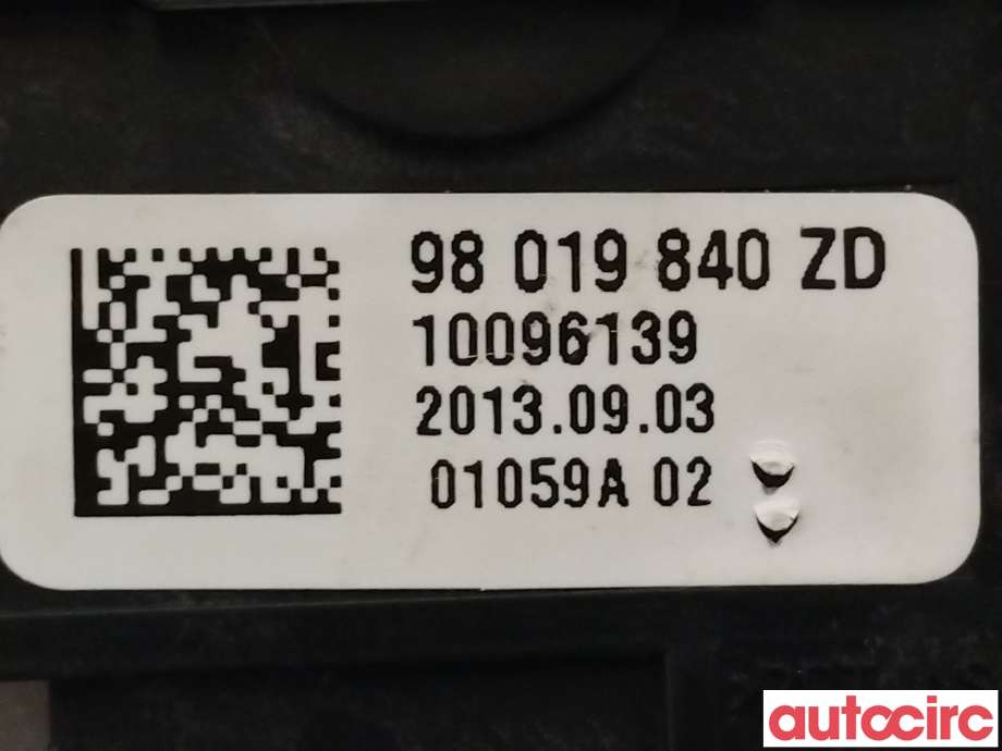 Bryter setevarme til Peugeot 308 2013-2021 (Type II)  (PEUGEOT|98019840ZD)