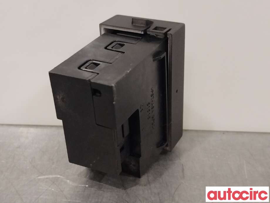 Bryter setevarme til Peugeot 308 2013-2021 (Type II)  (PEUGEOT|98019841ZD)