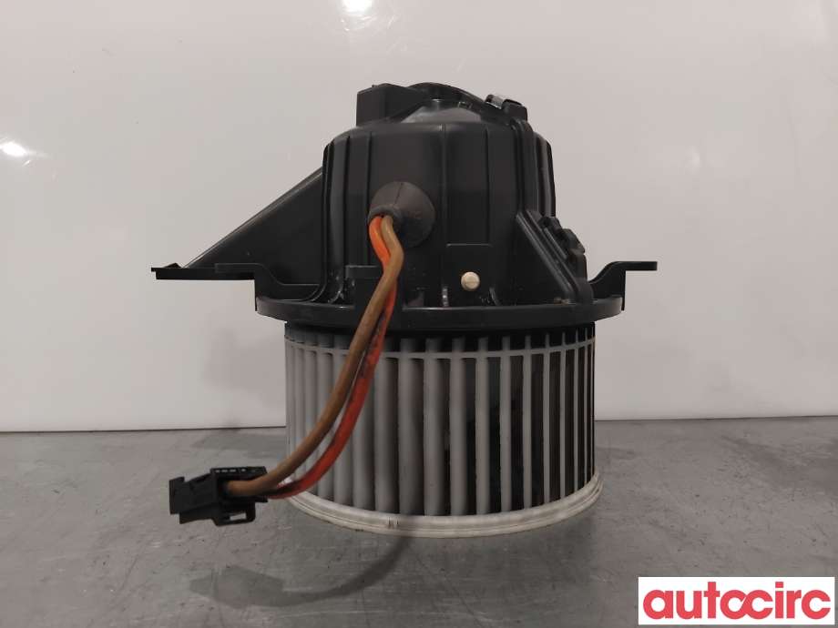 Varmeapparat motor til Mercedes Vito 2014-->> (W447) (W447) (MERCEDES|A0008304701|)
