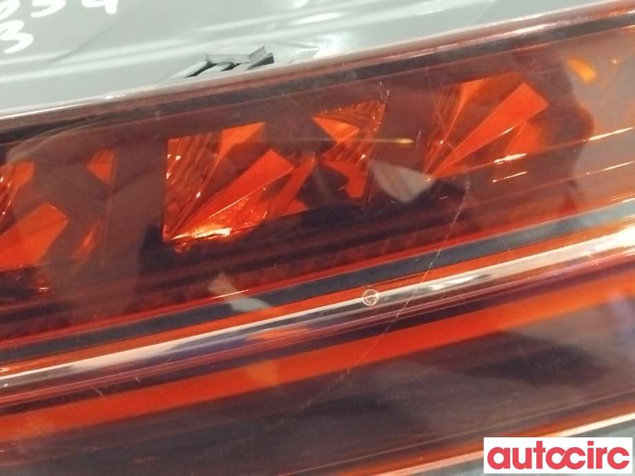 Baklykt høyre til Jaguar I-PACE 2018-->>  (JAGUAR|T4K1820|J9D313404AB)