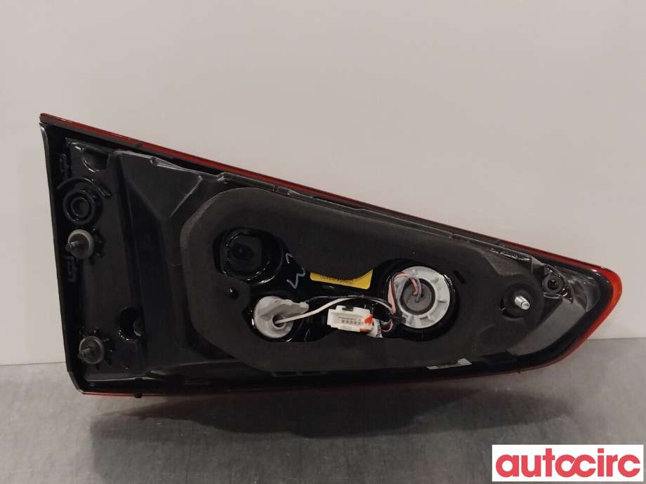 Baklykt høyre indre til Hyundai Tucson 2015-2020  (HYUNDAI|92404D7600)