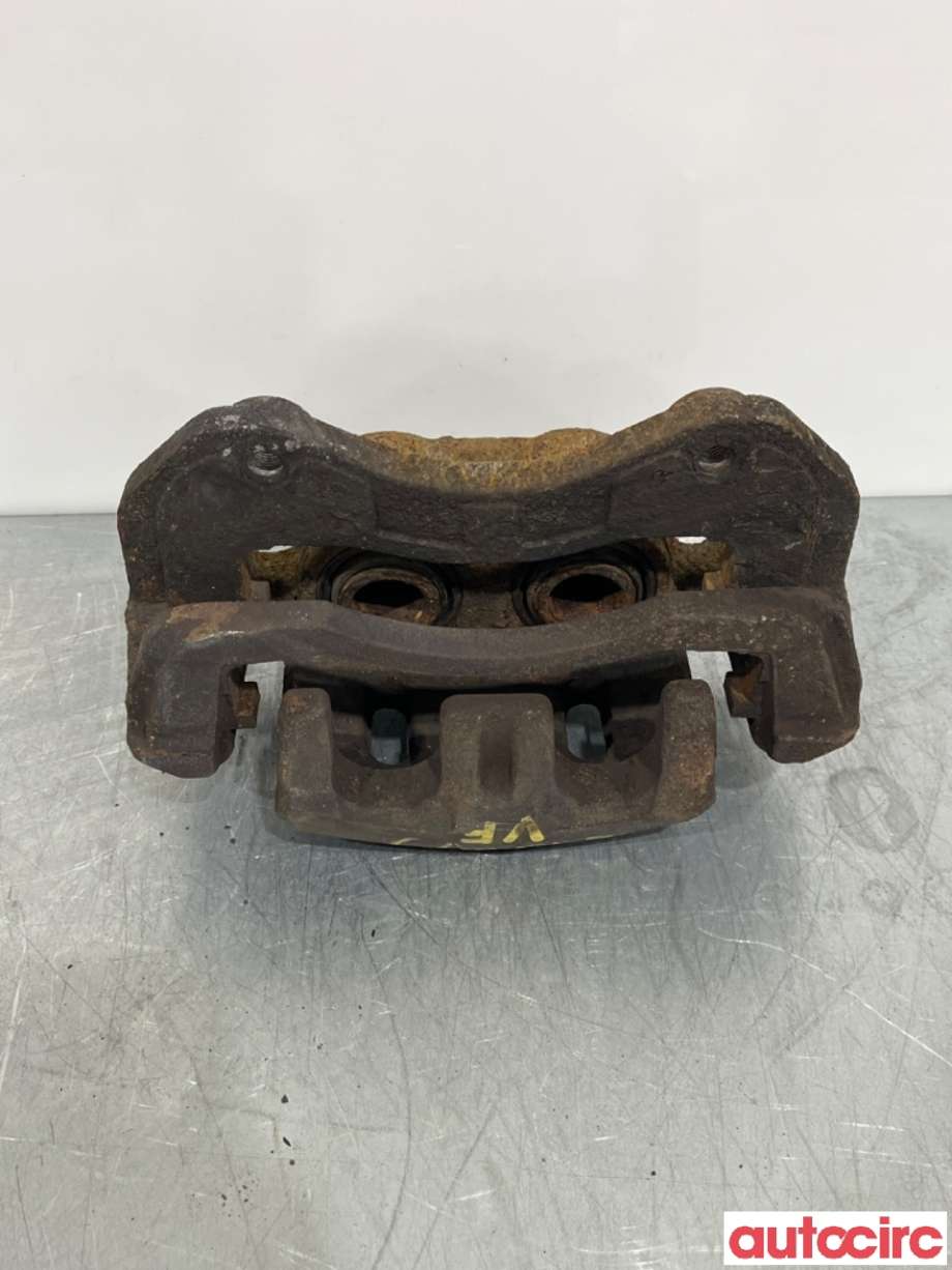 Bremsecaliper venstre foran til Mitsubishi Outlander 2012-2015 (Type III, Fase 1)  (MITSUBISHI|MR370775|)