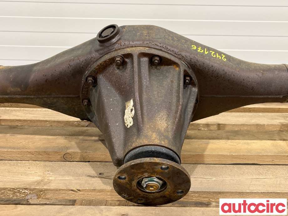Bakaksel til Toyota Hilux 2006-2011 (TOYOTA|421100K360)