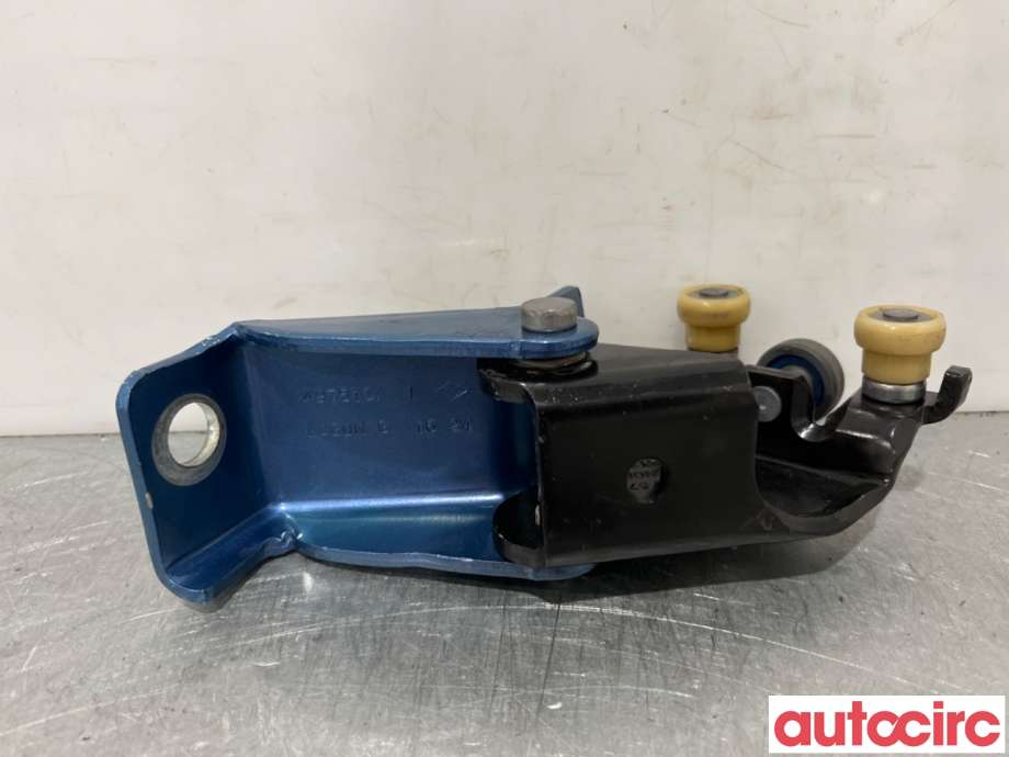 Diverse deler til Renault Kangoo 2008-2021 (Type II)  (RENAULT|8200497757|)