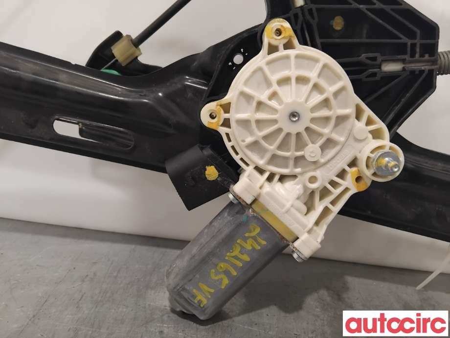 Ruteheis venstre foran til BMW X5 2013-2018 (F15) (F15) (BMW|67627322747|C11468-101|7322747)
