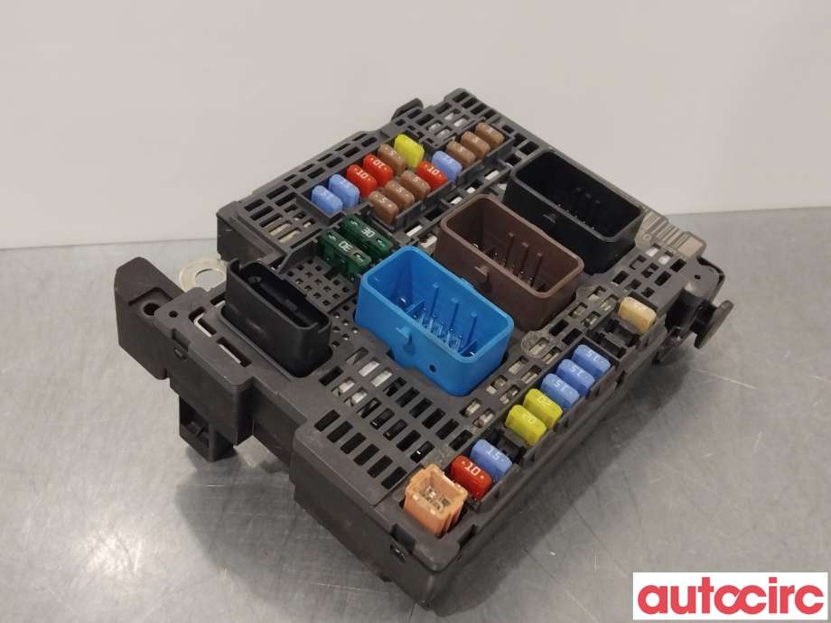 Sikringsboks til Peugeot 308 2013-2021 (Type II)  (PEUGEOT|9674675280)