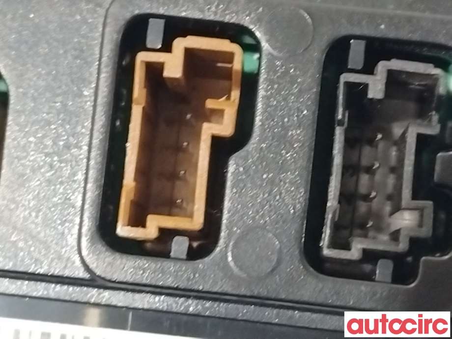 Multimedia display (MCU - Media Controller Unit) til Peugeot 308 2013-2021 (Type II)  (PEUGEOT|9808284180)