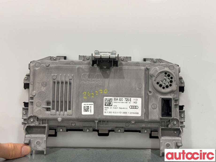 Instrumentpanel til Audi Q4 e-tron 2021-->>  (AUDI|89A920725E||89A920725F)