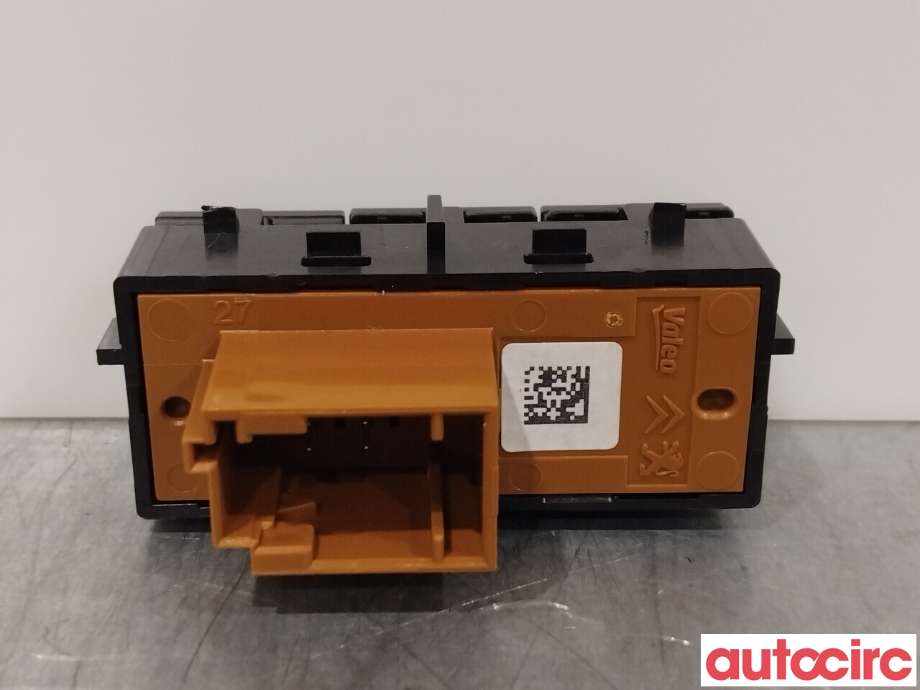 Diverse deler til Peugeot 208 2012-2019 (Type I)  (PEUGEOT|96750154ZD)