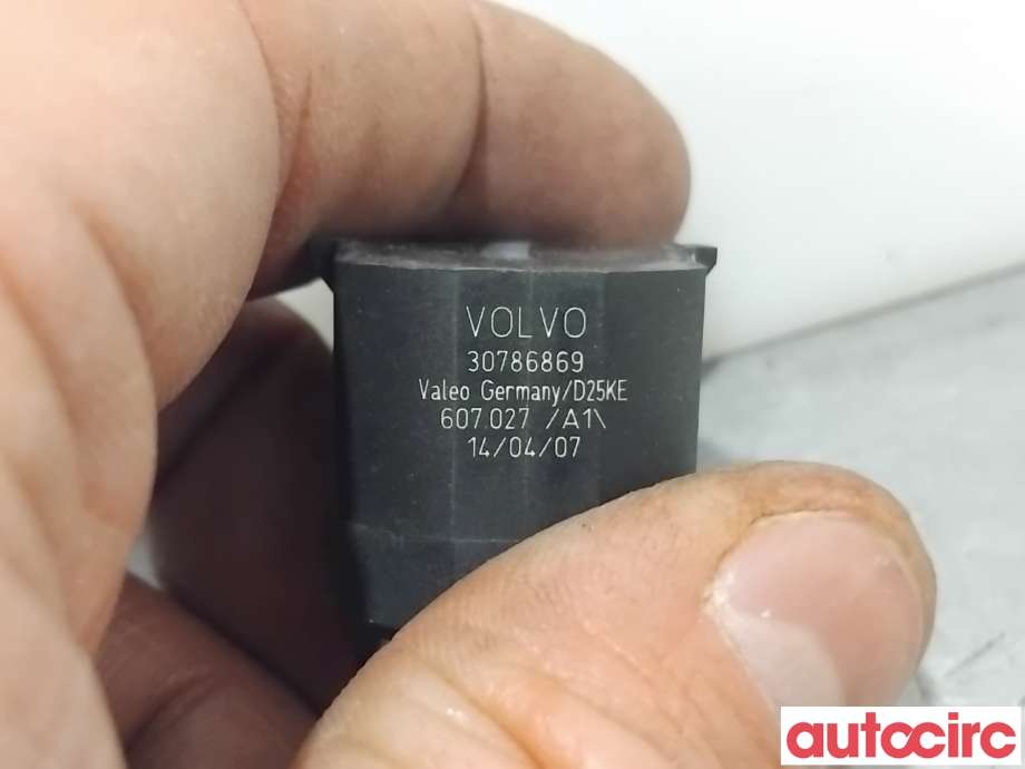 Parkeringssensor bak til Volvo C30 2006-2009 (Fase 1)  (VOLVO|31341637|607027|30786869)