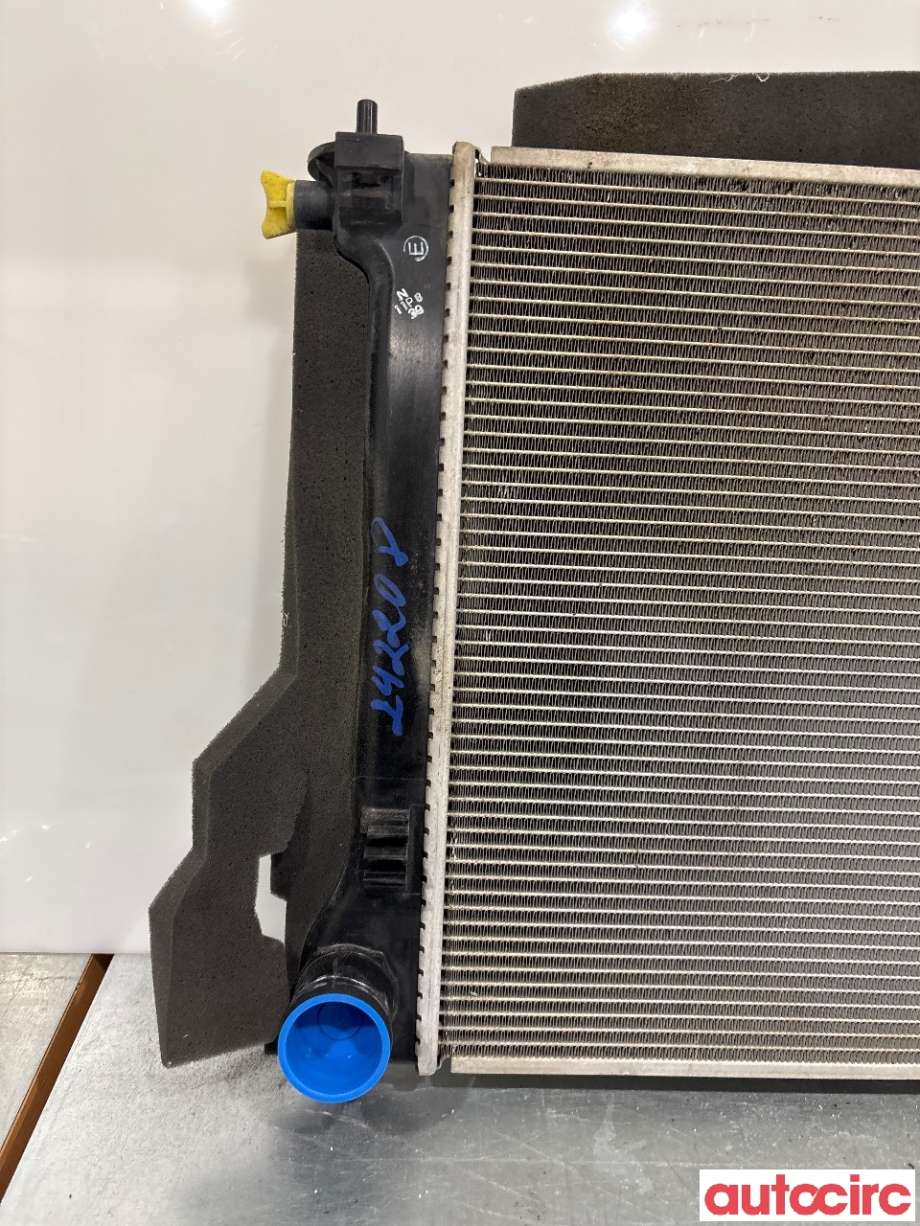 Radiator (manuell gir) til Toyota GT86 2012-->> (TOYOTA|SU00301172)