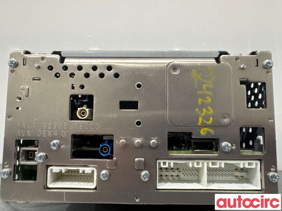 Bilstereo navigasjon til Kia Soul 2014-2019 (Type II)  (KIA|96560E4021CA|AVB10E4EE|96560-E4021CA)