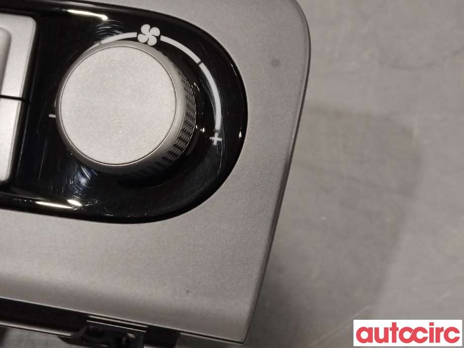 Varmeapparat betjening til Hyundai Kona 2017-2021 (Type I, Fase 1)  (HYUNDAI|97250K4070)