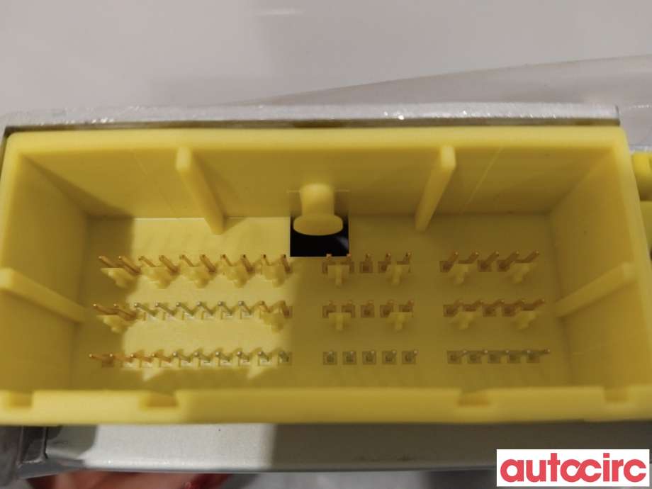 Airbag elektronikk til Toyota Auris 2015-2019 (Type II, Fase 2)  (TOYOTA|8917002J70||89170-02J70)