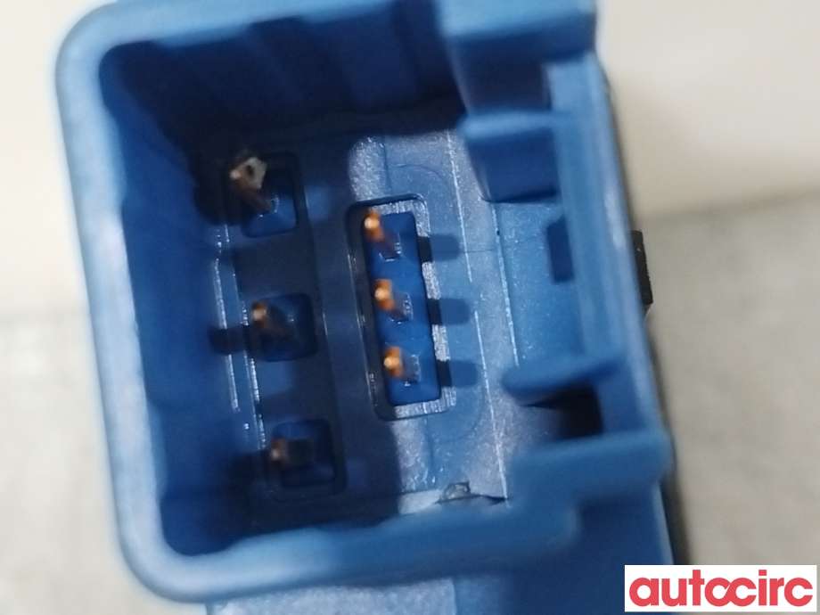 Bryter setevarme til Toyota Auris 2015-2019 (Type II, Fase 2)  (TOYOTA|8475112102|)