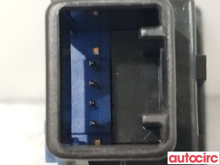 Bryter Antispinn til Toyota Auris 2015-2019 (Type II, Fase 2)  (TOYOTA|8498806071|)