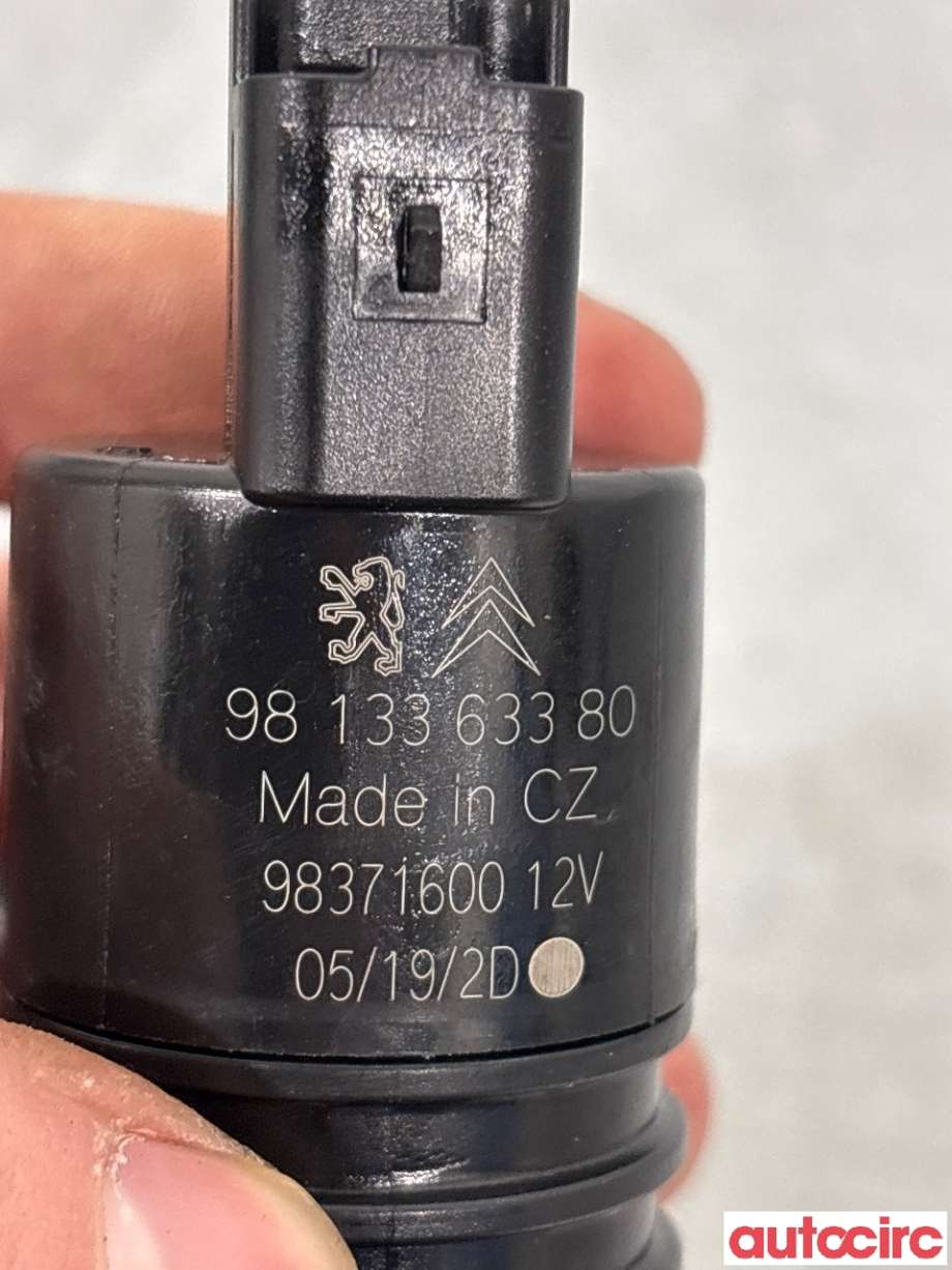 Spylerpumpe foran til Peugeot 5008 2017-->> (Type II) (PEUGEOT|9813363380)