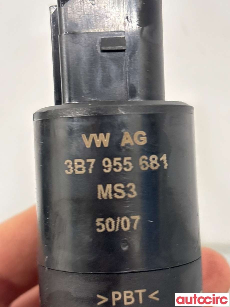 Spylerpumpe til VW Golf, Plus/Cross 2005-2009 (Fase 1)  (VOLKSWAGEN|3B7955681)