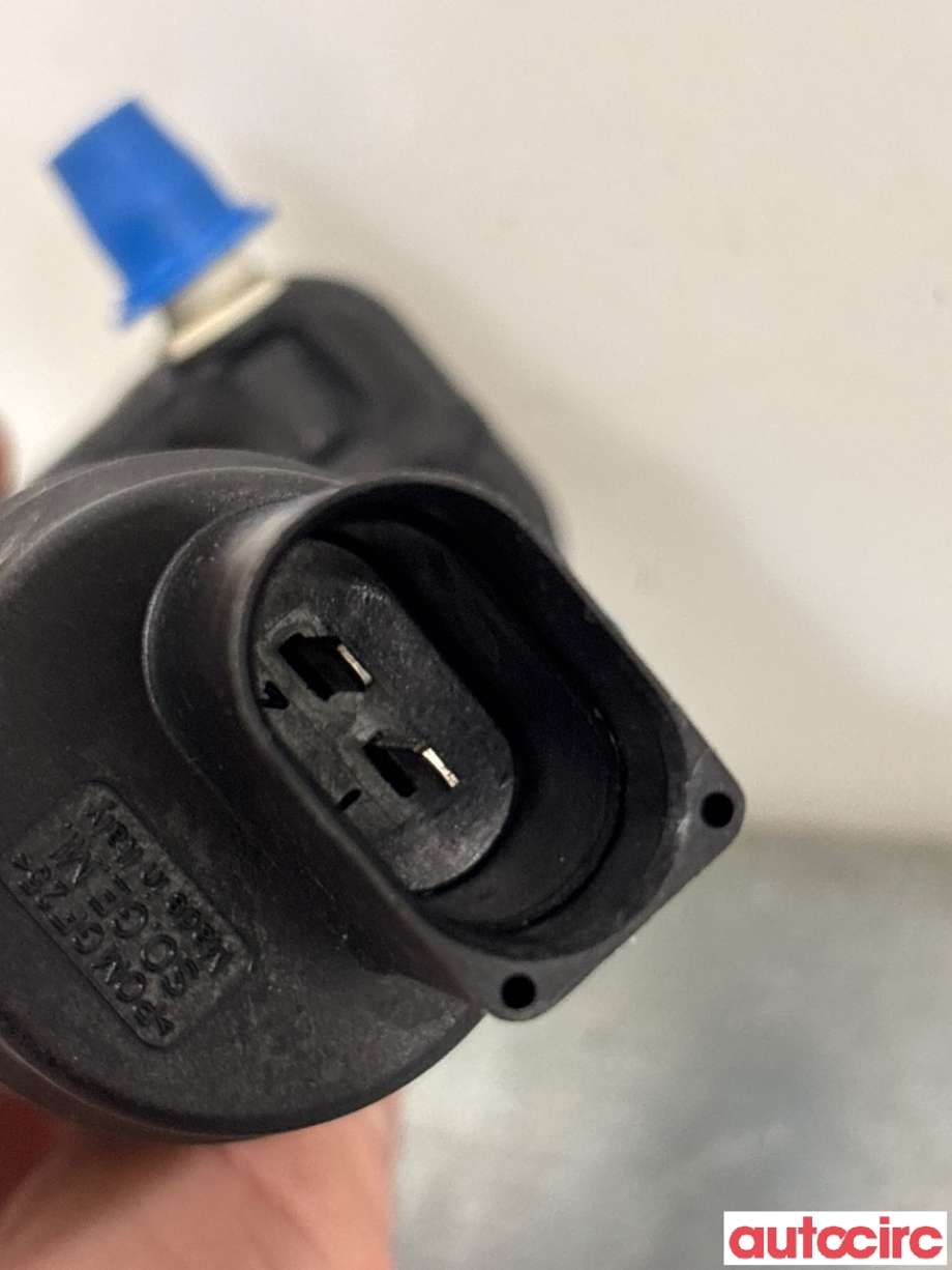 Spylerpumpe foran til VW Golf, Plus/Cross 2005-2009 (Fase 1)  (VOLKSWAGEN|1K6955651)