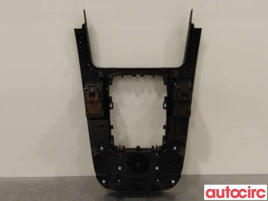 Diverse deler til Audi A4 2007-2014 (Type IV) (B8) (B8) (AUDI|8T0919611|8T0919609WFX)