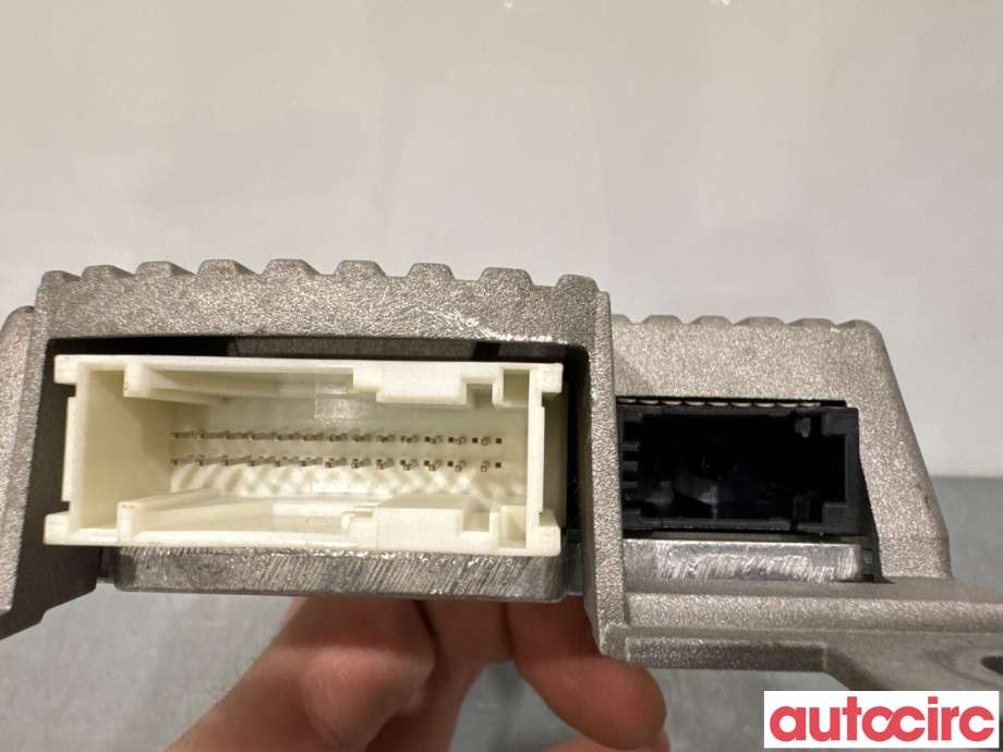 Bilstereo forsterker til BMW X3 2010-2017 (F25) (F25) (BMW|84109257150|)