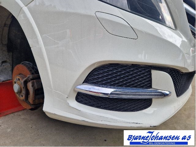 Mercedes B-Klasse 2011-2018 (W246) (W246), Motorkode: EM0004, Girkassekode: