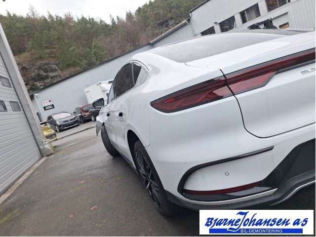 BYD Han 2022-->> , Motorkode: , Girkassekode: