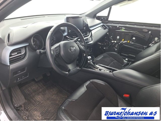 Toyota C-HR 2016-->> , Motorkode: 2ZR-FXE;2ZRFXE, Girkassekode: