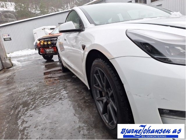 Tesla Model 3 2018-2023 (Fase 1) , Motorkode: 3D3, Girkassekode: 