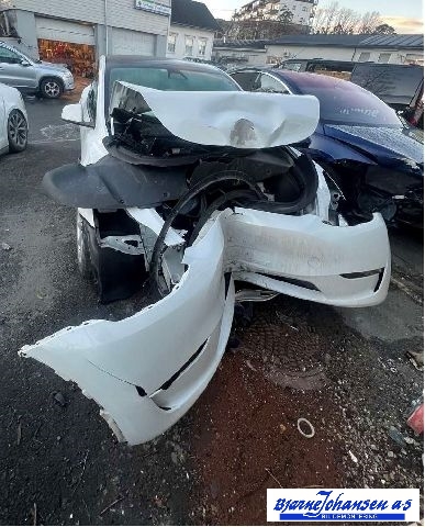 Tesla Model Y 2021-2024 (Type I) , Motorkode: 3DU, Girkassekode: 