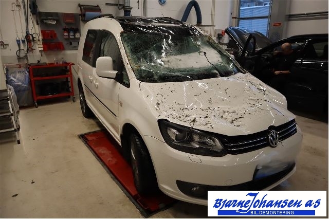 VW Caddy 2010-2015 (Type III, Fase 2) , Motorkode: CFHC, Girkassekode: 