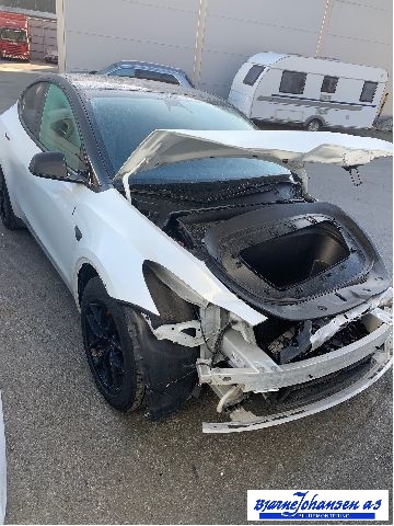 Tesla Model Y 2021-2024 (Type I) , Motorkode: 3DU, Girkassekode: 