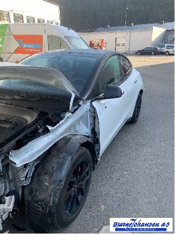 Tesla Model Y 2021-2024 (Type I) , Motorkode: 3DU, Girkassekode: 