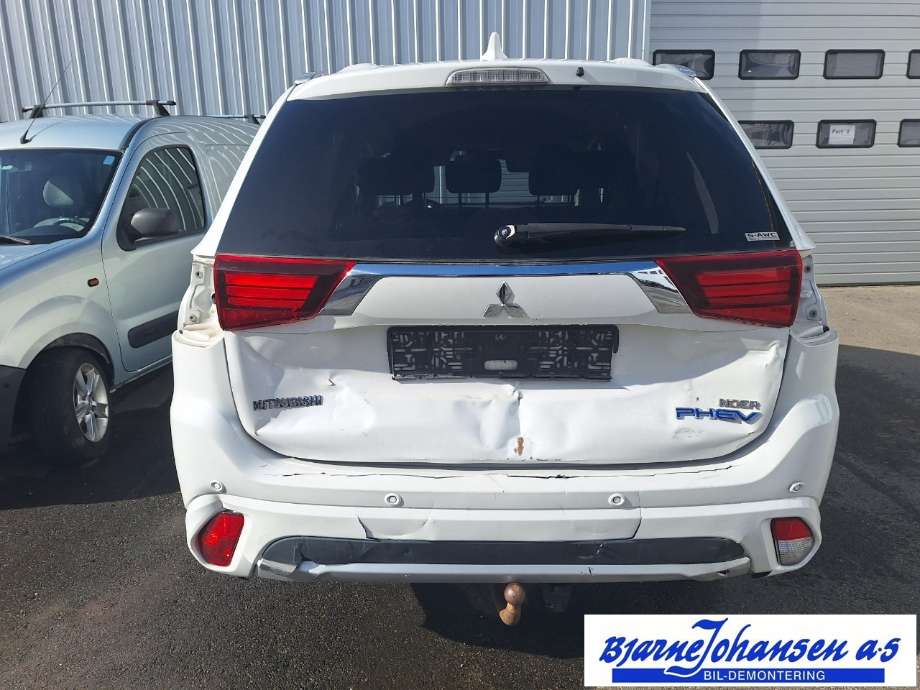 Mitsubishi Outlander 2015-->> (Type III, Fase 2) , Motorkode: 4B11, Girkassekode: