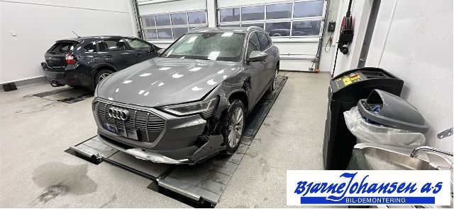 Audi e-tron 2018-->> , Motorkode: BM1J, Girkassekode:
