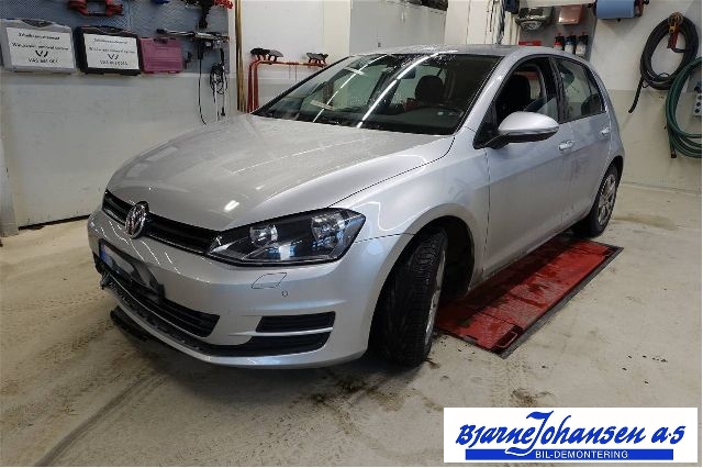 VW Golf VII, 2012-2017 (Fase 1)  delebil , Motorkode: CJZB