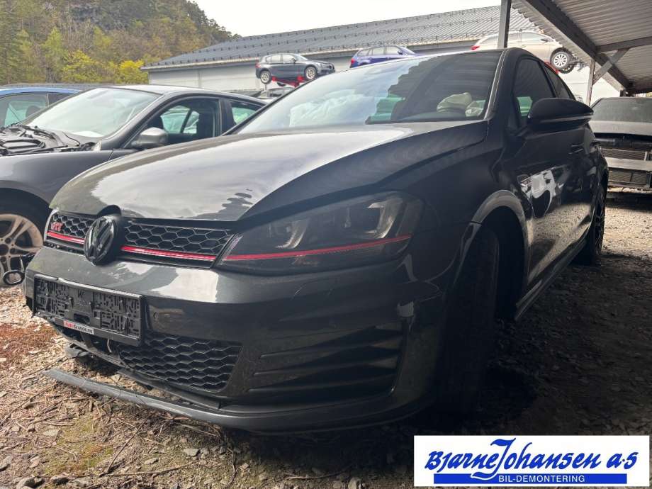 VW Golf VII, 2012-2017 (Fase 1)  delebil , Motorkode: CHHA