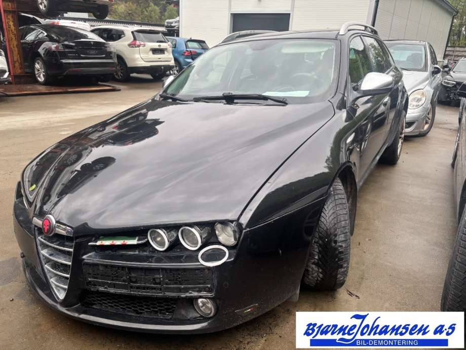 Alfa Romeo 159, 2005-2011  delebil , Motorkode: 939.A1.000