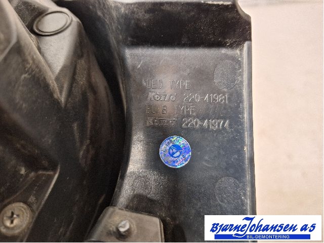 Baklykt høyre til Mazda 3 2013-2016 (Type III, Fase 1) (MAZDA|B45D51150C||22041981)