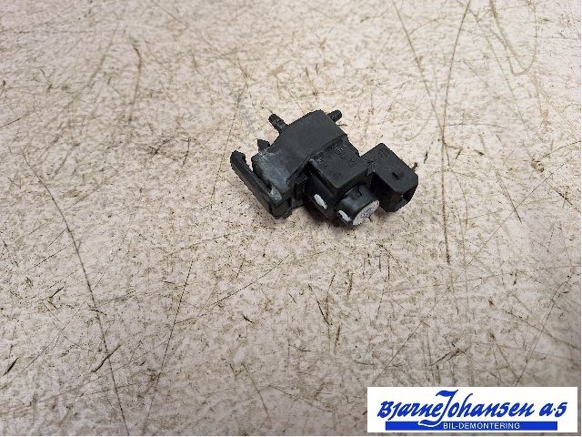Vakuumventil til BMW 5-Serie 2010-2017 (F10/F11) (F10/F11) (BMW|11747810831||7810831)