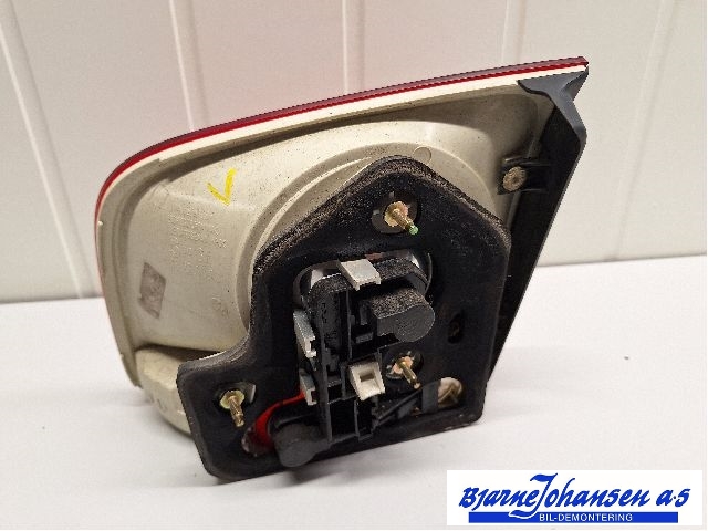 Baklykt venstre indre til VW Touareg 2003-2007 (Type I, Fase 1)  (VOLKSWAGEN|7L6945093R|)
