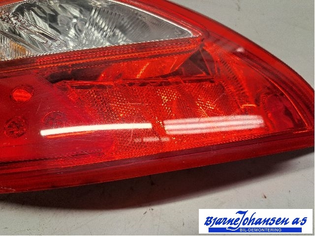 Baklykt venstre til Mazda 2 2007-2010 (Type II, Fase 1) (D65151160F|)