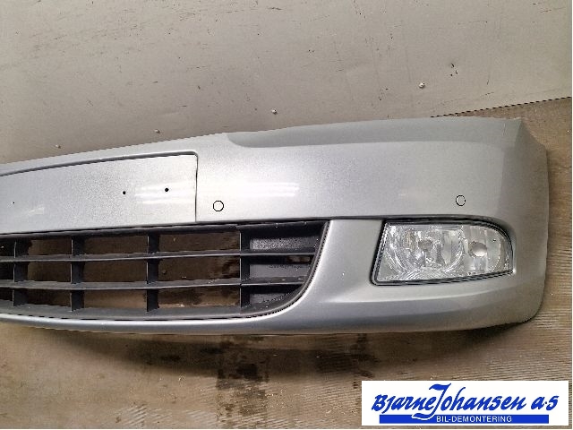 Støtfanger foran til Škoda Octavia 2009-2013 (Type II, Fase 2) (SKODA|1Z0807221P|)