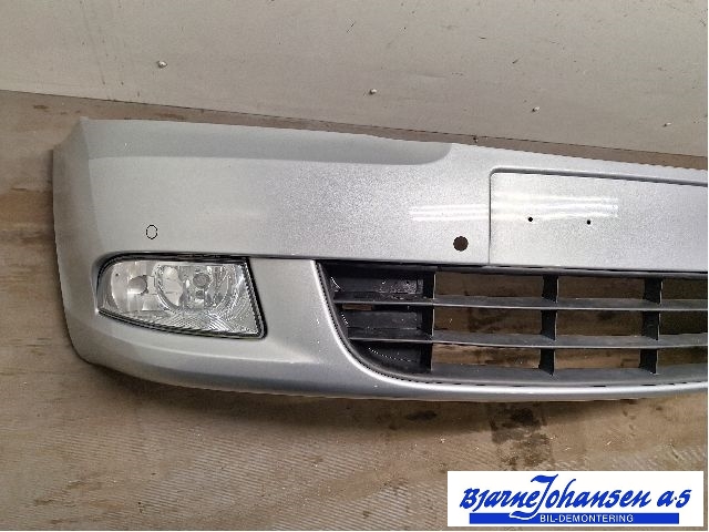 Støtfanger foran til Škoda Octavia 2009-2013 (Type II, Fase 2) (SKODA|1Z0807221P|)