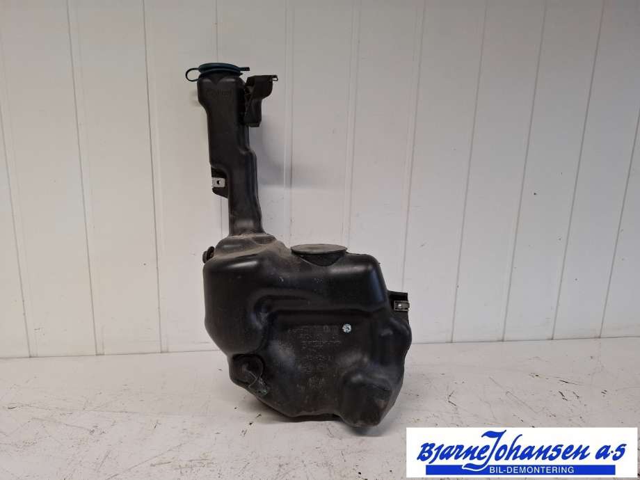 Spylertank til Mercedes C-Klasse 2011-2014 (Fase 2) (W204) (W204) (MERCEDES|A2048690720|A2048691320|A2048602160)