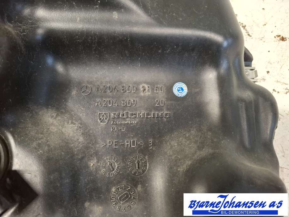 Spylertank til Mercedes C-Klasse 2011-2014 (Fase 2) (W204) (W204) (MERCEDES|A2048690720|A2048691320|A2048602160)