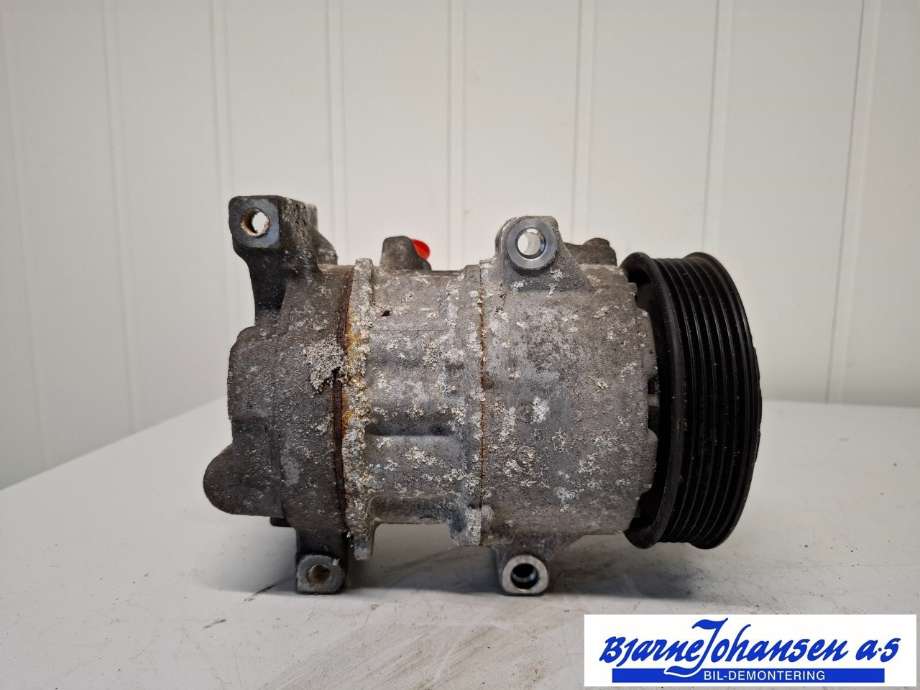 Aircondition kompressor til Toyota RAV4 2013-2015 (Type IV, Fase 1)  (TOYOTA|8831042510|8831042511|4472807931)